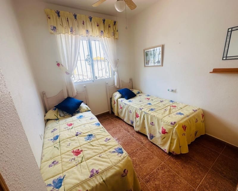 3 Zimmer Villa zu verkaufen in Los Montesinos mit Pool - 179.000 € (Ref: 9926435)