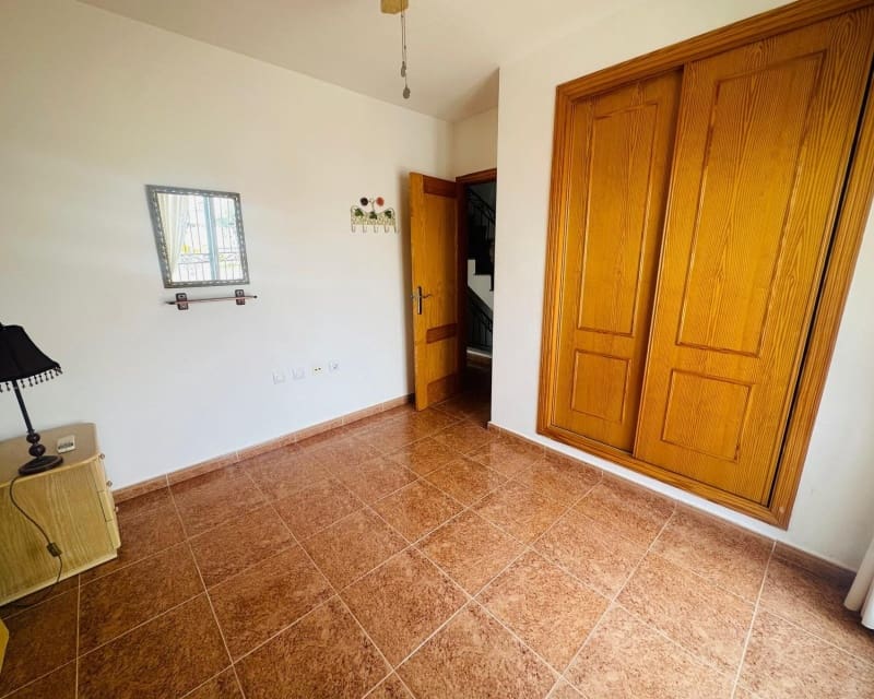 3 Zimmer Villa zu verkaufen in Los Montesinos mit Pool - 179.000 € (Ref: 9926435)