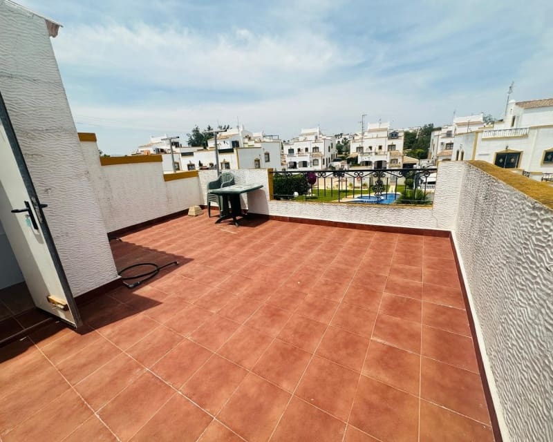 3 Zimmer Villa zu verkaufen in Los Montesinos mit Pool - 179.000 € (Ref: 9926435)