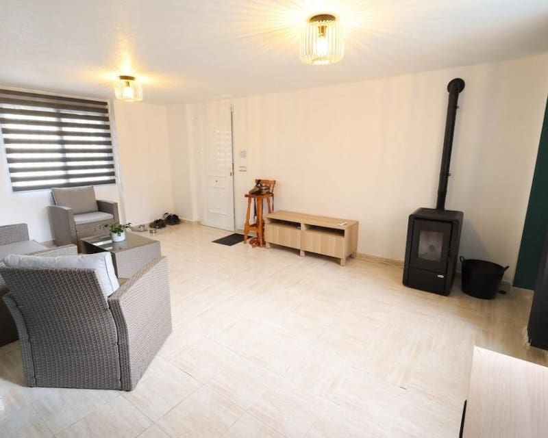 5 sypialnia Willa na sprzedaż w Villamartin z basenem garażem - 385 000 € (Ref: 9926436)