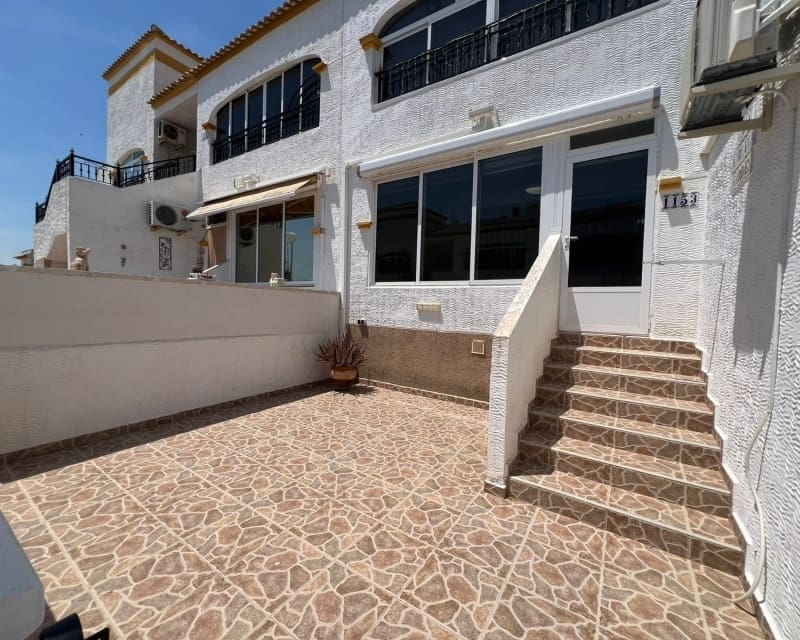 2 slaapkamer Appartement te koop in Los Montesinos met zwembad - € 125.000 (Ref: 9926437)