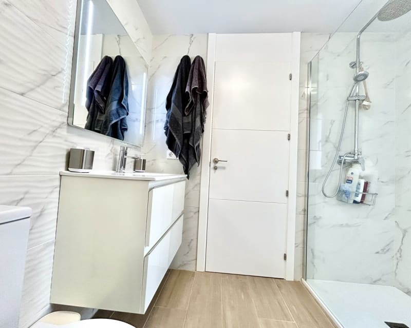2 soveværelse Lejlighed til salg i Villamartin med swimmingpool garage - € 260.000 (Ref: 9950680)