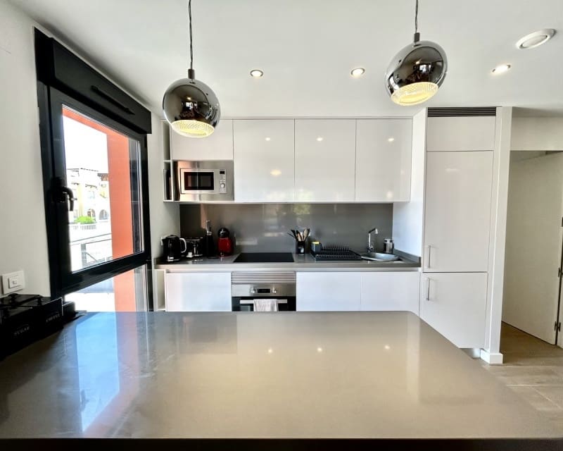 2 soveværelse Lejlighed til salg i Villamartin med swimmingpool garage - € 260.000 (Ref: 9950680)