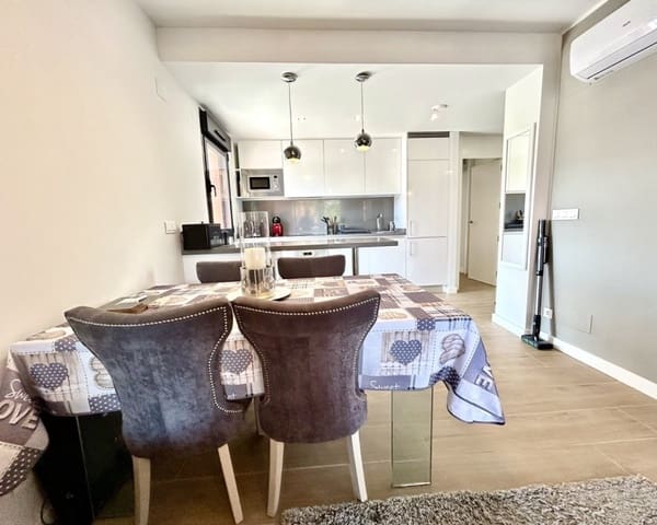 2 soveværelse Lejlighed til salg i Villamartin, Orihuela med swimmingpool garage - € 260.000 (Ref: 9950680)