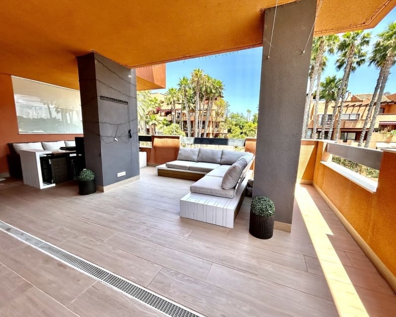 2 soveværelse Lejlighed til salg i Villamartin med swimmingpool garage - € 260.000 (Ref: 9950680)