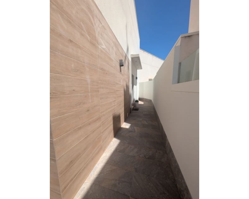 3 sypialnia Willa na sprzedaż w San Pedro del Pinatar z basenem garażem - 439 000 € (Ref: 9950682)