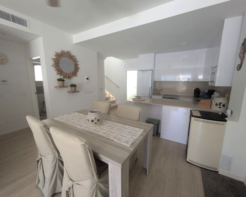 3 sypialnia Willa na sprzedaż w San Pedro del Pinatar z basenem garażem - 439 000 € (Ref: 9950682)