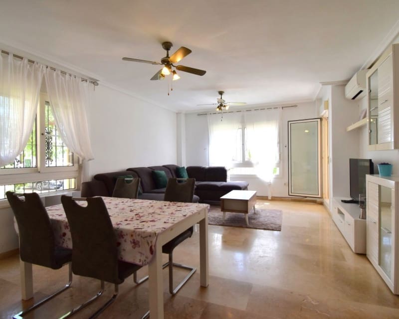 2 makuuhuone Huoneisto myytävänä paikassa Playa Flamenca mukana uima-altaan 
autotalli - 205 000 € (Ref: 9950683)