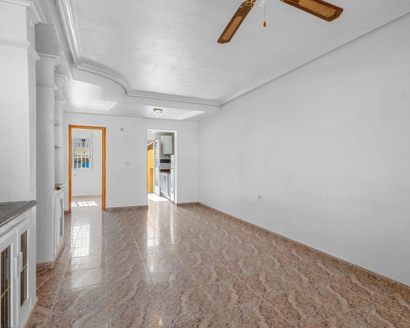 3 soveværelse Byhus til salg i Villamartin med swimmingpool - € 189.000 (Ref: 9950684)