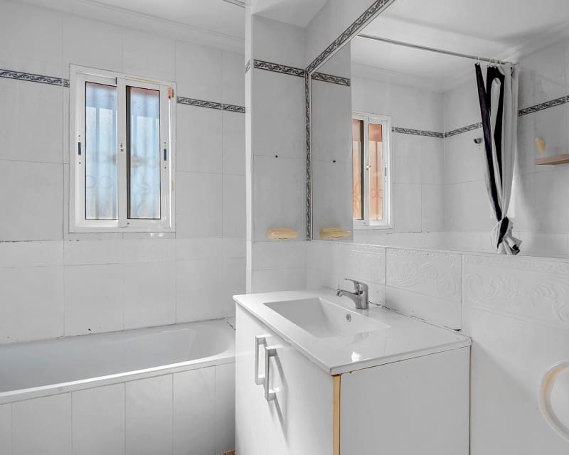 3 soveværelse Byhus til salg i Villamartin med swimmingpool - € 189.000 (Ref: 9950684)