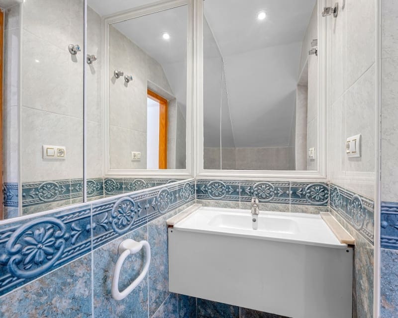 3 soveværelse Byhus til salg i Villamartin med swimmingpool - € 189.000 (Ref: 9950684)