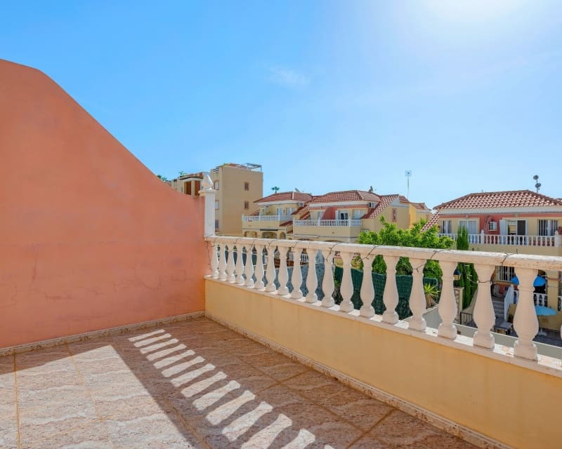 3 soveværelse Byhus til salg i Villamartin med swimmingpool - € 189.000 (Ref: 9950684)