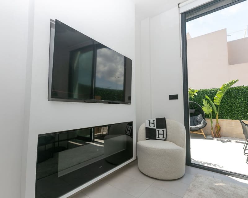 3 makuuhuone Huvila myytävänä paikassa Villamartin mukana uima-altaan - 369 000 € (Ref: 9950685)