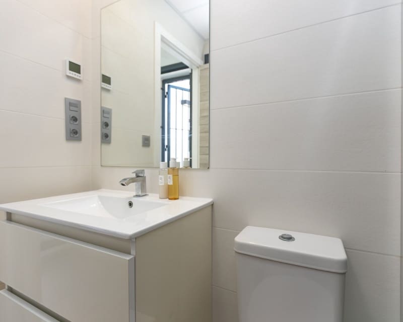 3 makuuhuone Huvila myytävänä paikassa Villamartin mukana uima-altaan - 369 000 € (Ref: 9950685)