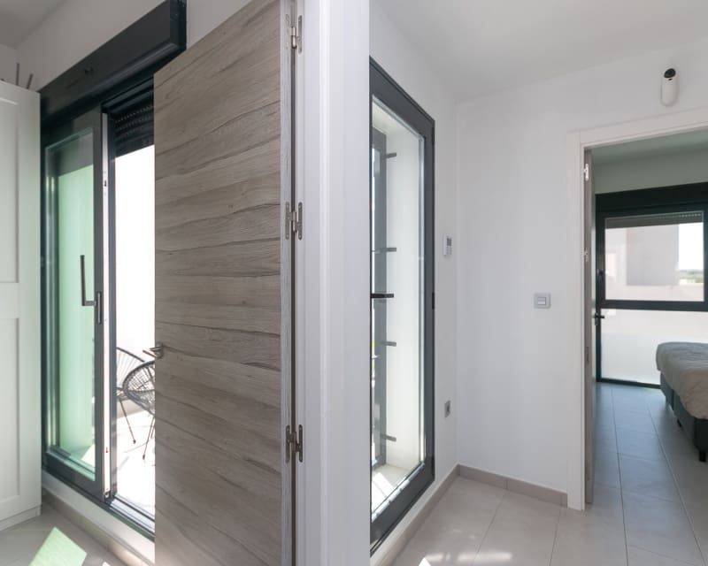 3 makuuhuone Huvila myytävänä paikassa Villamartin mukana uima-altaan - 369 000 € (Ref: 9950685)