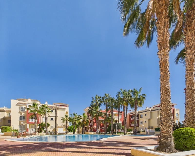 3 slaapkamer Appartement te koop in Los Narejos met zwembad - € 240.000 (Ref: 9950689)