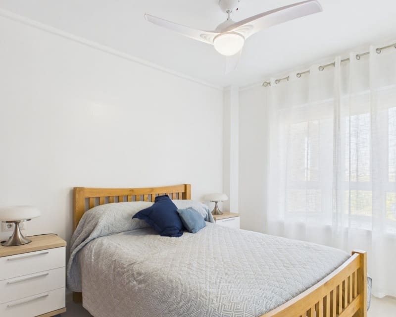 3 slaapkamer Appartement te koop in Los Narejos met zwembad - € 240.000 (Ref: 9950689)