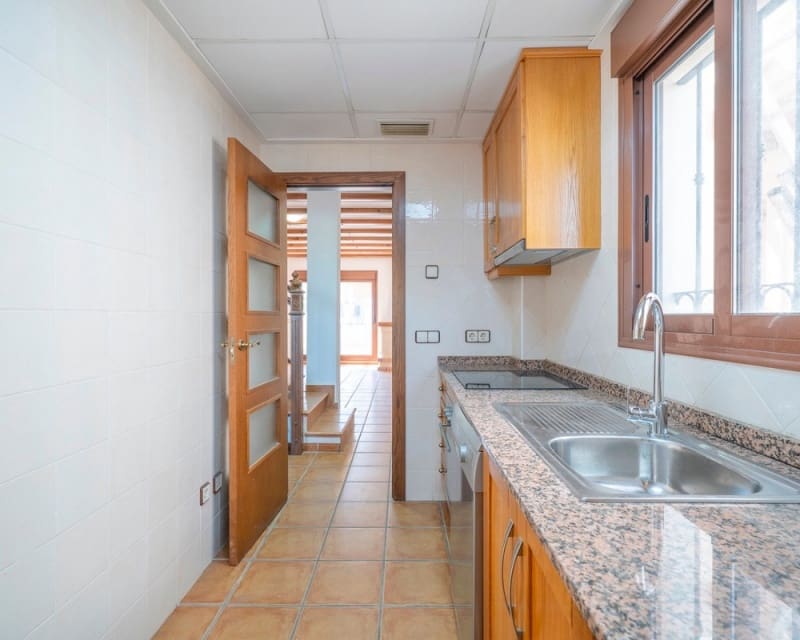 3 slaapkamer Huis te koop in Algorfa met zwembad garage - € 235.000 (Ref: 9950692)