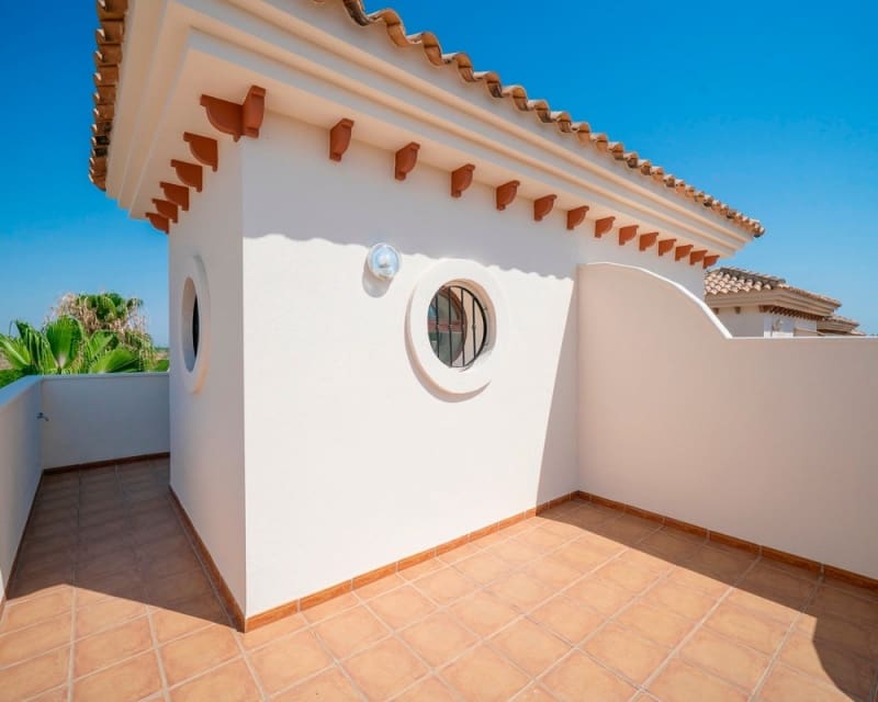 3 slaapkamer Huis te koop in Algorfa met zwembad garage - € 235.000 (Ref: 9950692)