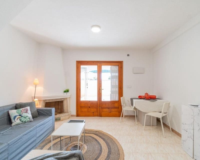 2 chambre Maison de Ville à vendre à El Chaparral avec piscine - 139 000 € (Ref: 9950694)
