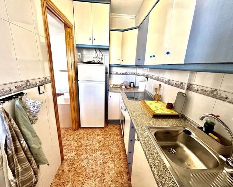2 makuuhuone Huoneisto myytävänä paikassa Los Altos mukana uima-altaan - 155 900 € (Ref: 9950695)