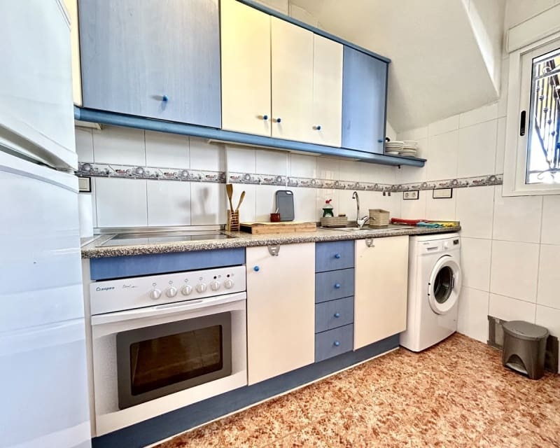 2 makuuhuone Huoneisto myytävänä paikassa Los Altos mukana uima-altaan - 155 900 € (Ref: 9950695)