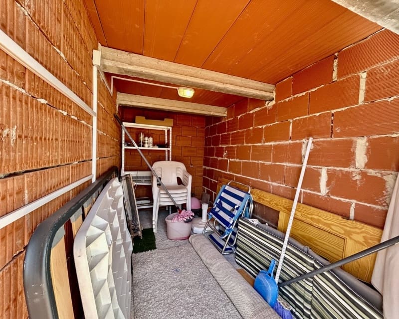 2 makuuhuone Huoneisto myytävänä paikassa Los Altos mukana uima-altaan - 155 900 € (Ref: 9950695)