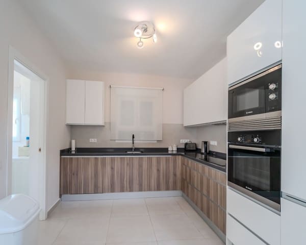 4 chambre Villa/Maison à vendre à La Marquesa, Rojales avec piscine garage - 599 000 € (Ref: 9950700)