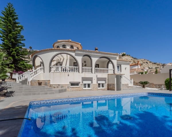 4 chambre Villa/Maison à vendre à La Marquesa, Rojales avec piscine garage - 599 000 € (Ref: 9950700)