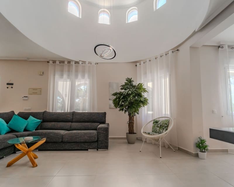 4 chambre Villa/Maison à vendre à La Marquesa avec piscine garage - 599 000 € (Ref: 9950700)
