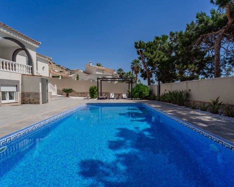 4 chambre Villa/Maison à vendre à La Marquesa avec piscine garage - 599 000 € (Ref: 9950700)