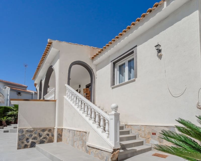 4 chambre Villa/Maison à vendre à La Marquesa avec piscine garage - 599 000 € (Ref: 9950700)