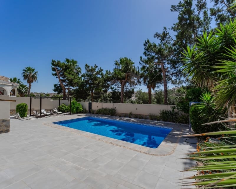 4 chambre Villa/Maison à vendre à La Marquesa avec piscine garage - 599 000 € (Ref: 9950700)