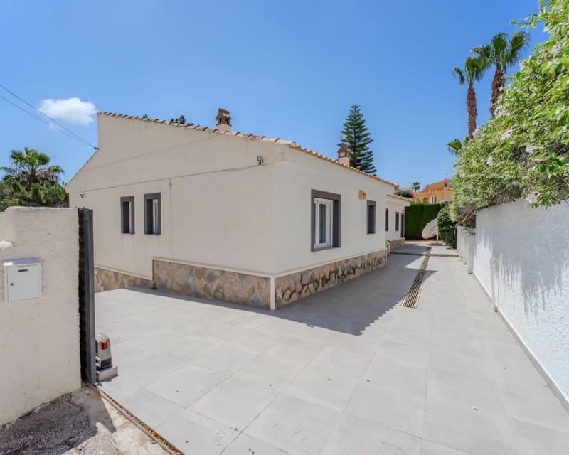 4 chambre Villa/Maison à vendre à La Marquesa avec piscine garage - 599 000 € (Ref: 9950700)
