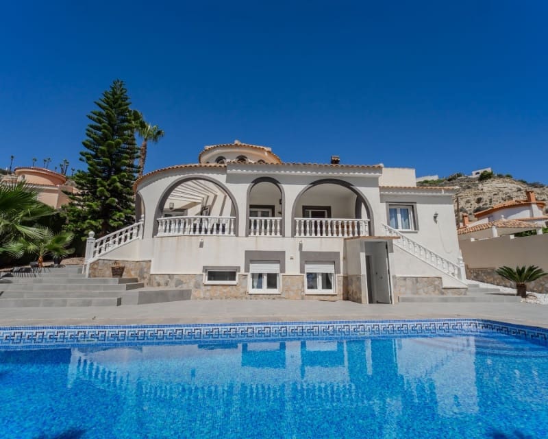 4 chambre Villa/Maison à vendre à La Marquesa avec piscine garage - 599 000 € (Ref: 9950700)