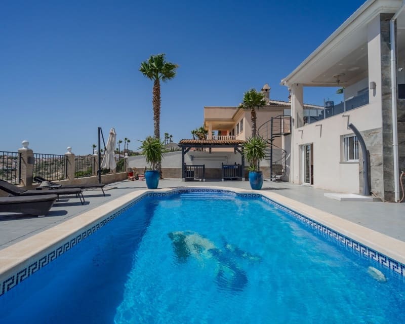 5 sovrum Villa till salu i La Marquesa med pool garage - 599 000 € (Ref: 9950701)