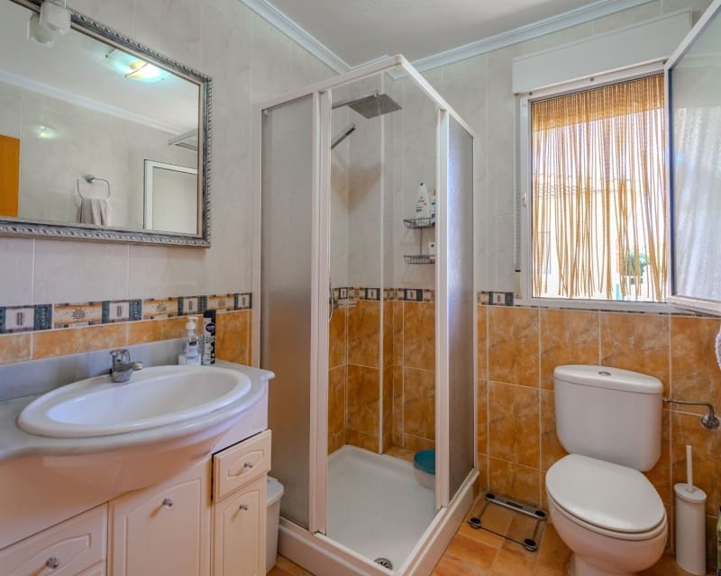 5 sovrum Villa till salu i La Marquesa med pool garage - 599 000 € (Ref: 9950701)