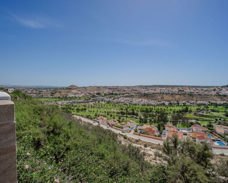 5 sovrum Villa till salu i La Marquesa med pool garage - 599 000 € (Ref: 9950701)