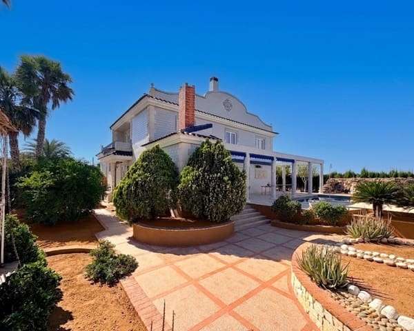 6 soveværelse Villa til salg i La Marina, Elche / Elx med swimmingpool - € 699.000 (Ref: 9950705)