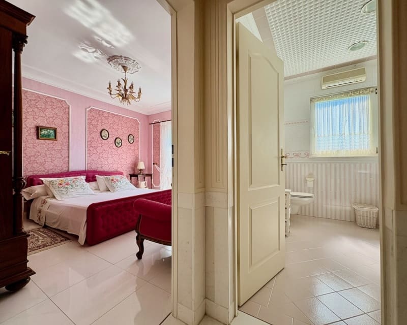 6 soveværelse Villa til salg i La Marina med swimmingpool - € 699.000 (Ref: 9950705)
