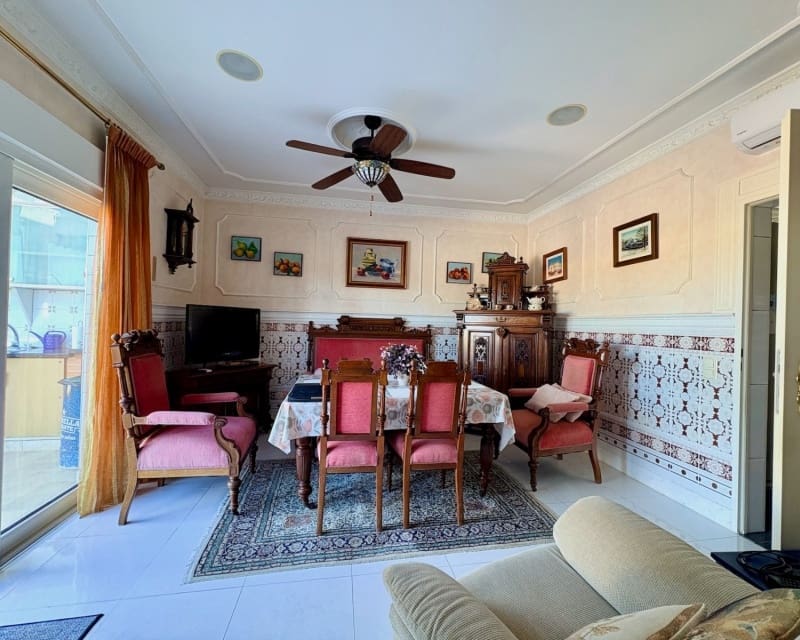 6 soveværelse Villa til salg i La Marina med swimmingpool - € 699.000 (Ref: 9950705)