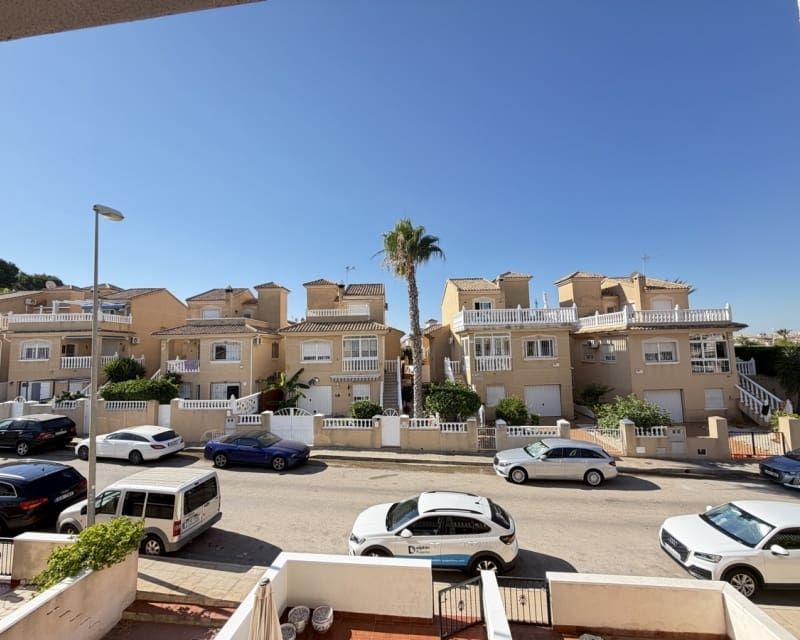 2 sovrum Lägenhet till salu i Villamartin med pool - 159 995 € (Ref: 9950708)