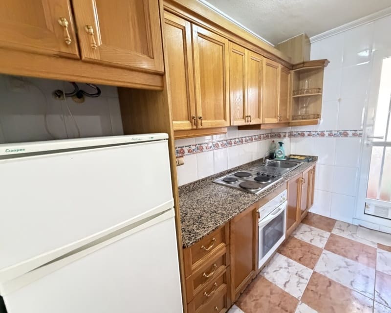 2 sovrum Lägenhet till salu i Villamartin med pool - 159 995 € (Ref: 9950708)