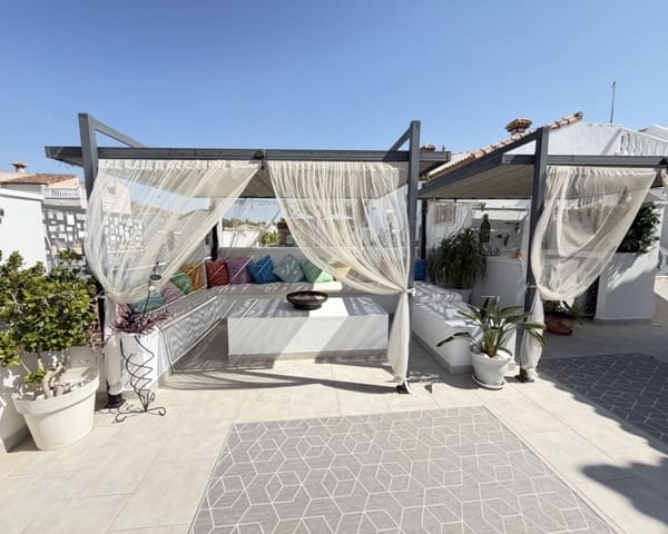 3 makuuhuone Huvila myytävänä paikassa San Miguel de Salinas mukana uima-altaan - 350 000 € (Ref: 9950709)