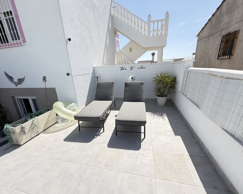 3 makuuhuone Huvila myytävänä paikassa San Miguel de Salinas mukana uima-altaan - 350 000 € (Ref: 9950709)