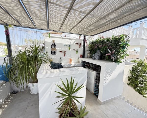 3 makuuhuone Huvila myytävänä paikassa San Miguel de Salinas mukana uima-altaan - 350 000 € (Ref: 9950709)