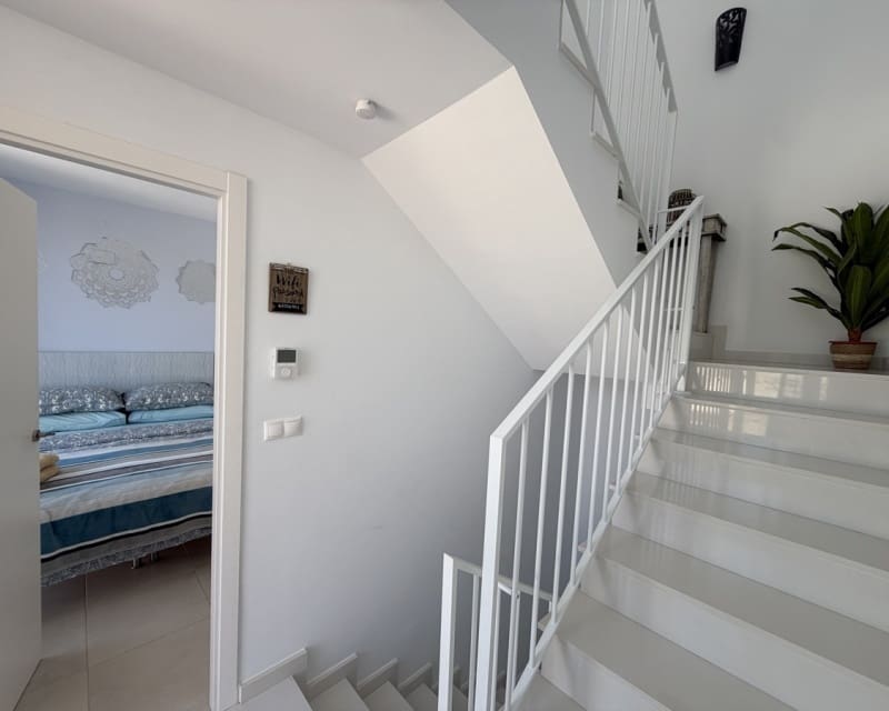 4 soverom Villa til salgs i Pilar de la Horadada med svømmebasseng garasje - € 650 000 (Ref: 9950710)