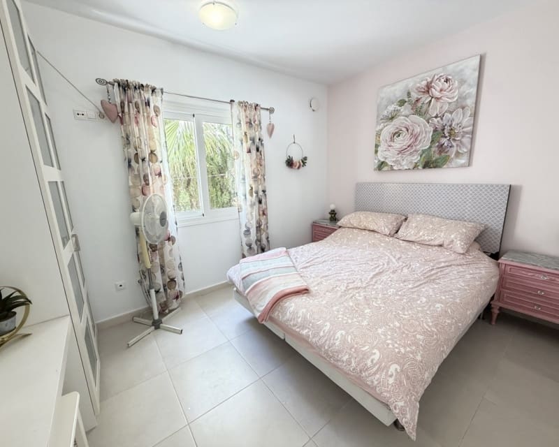 4 soverom Villa til salgs i Pilar de la Horadada med svømmebasseng garasje - € 650 000 (Ref: 9950710)