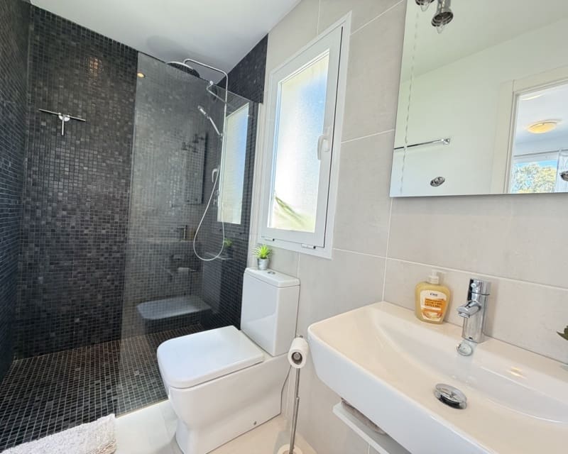 4 soverom Villa til salgs i Pilar de la Horadada med svømmebasseng garasje - € 650 000 (Ref: 9950710)