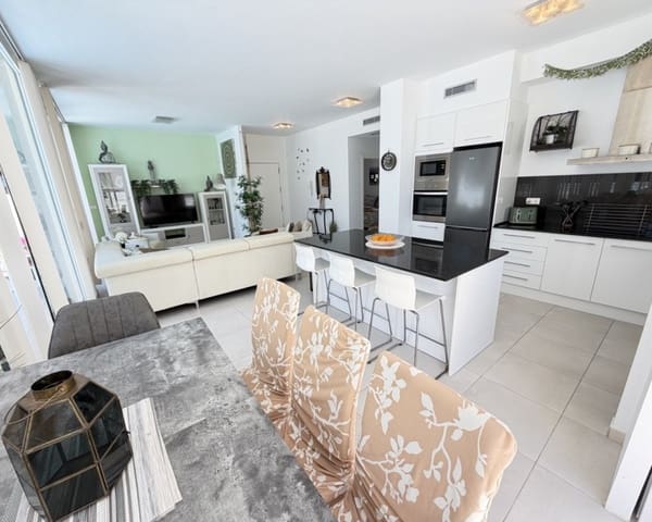 4 soverom Villa til salgs i Mil Palmeras, Pilar de la Horadada med svømmebasseng garasje - € 650 000 (Ref: 9950710)